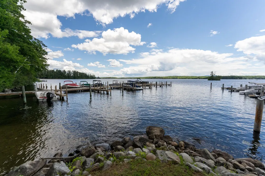 3 Pine Needle Lane Moultonborough NH 03254