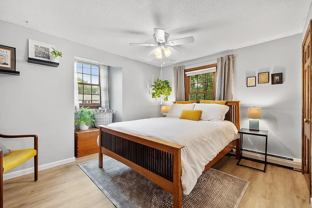 10 Marian Lane Nashua NH 03062