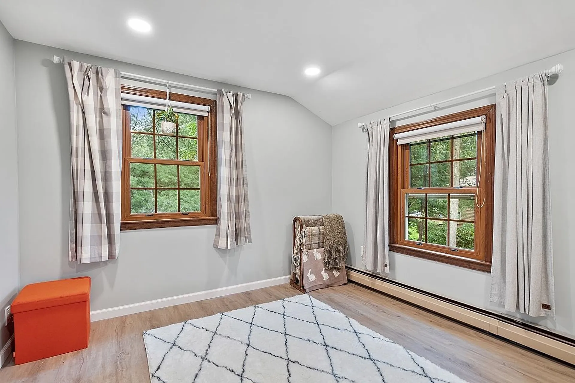 10 Marian Lane Nashua NH 03062