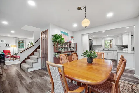 10 Marian Lane Nashua NH 03062