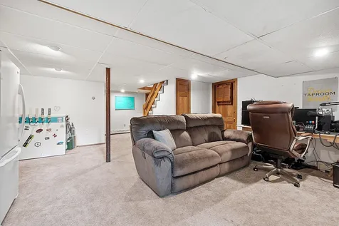 10 Marian Lane Nashua NH 03062
