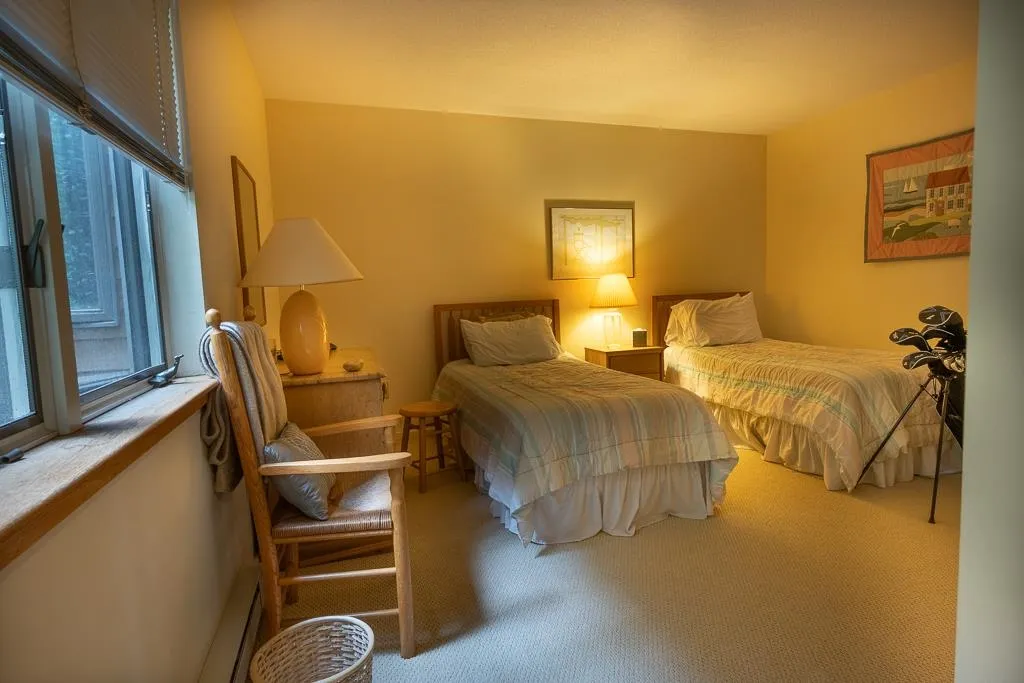 1140 Murphy's Road Hartford VT 05059