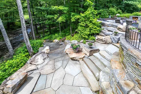319 Tower Road Dorset VT 05251