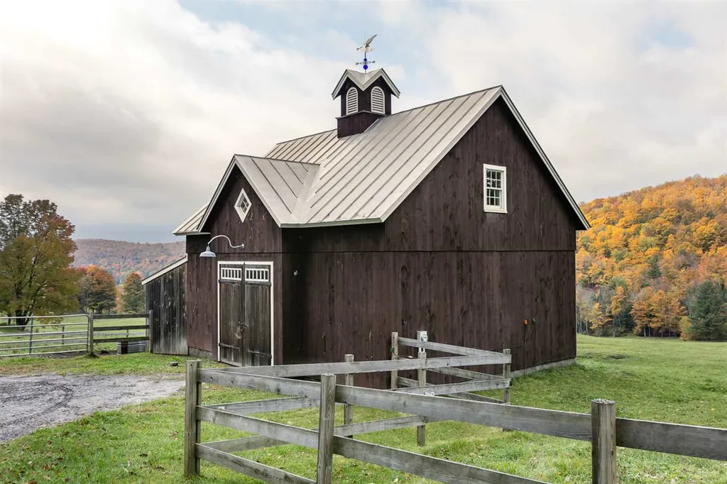 416 Brook Road Chelsea VT 05038