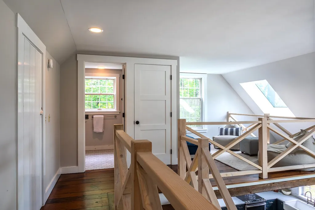 211 Abnaki Trace Hartford VT 05059