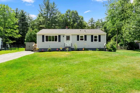 33 Crawford Avenue Exeter NH 03833