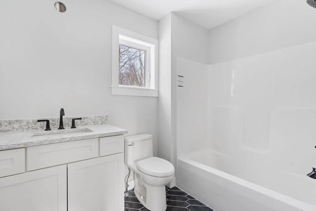 2 Ella Woods Drive Kittery ME 03904