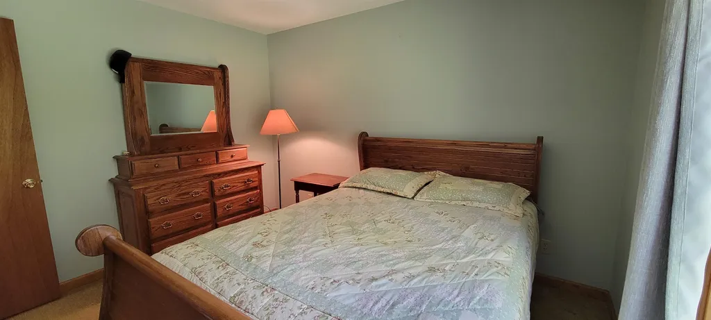 34 Muskrat Lane Londonderry VT 05148