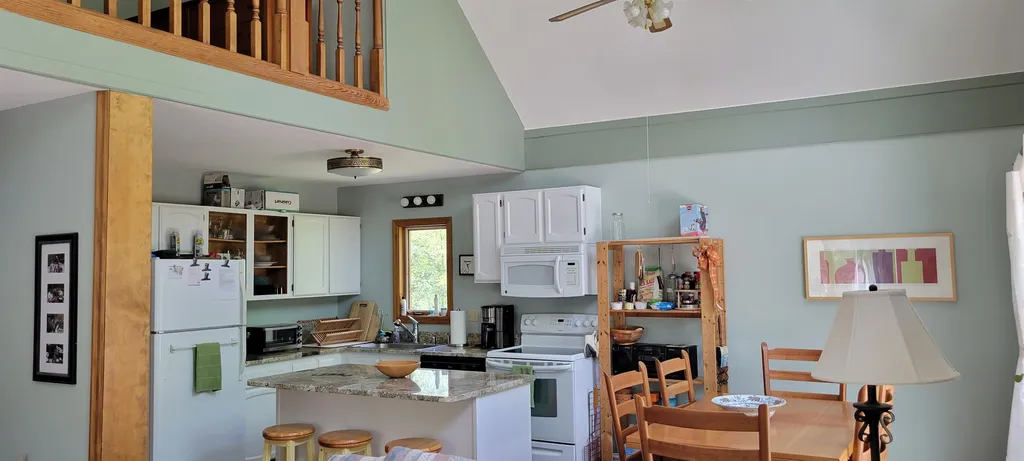 34 Muskrat Lane Londonderry VT 05148