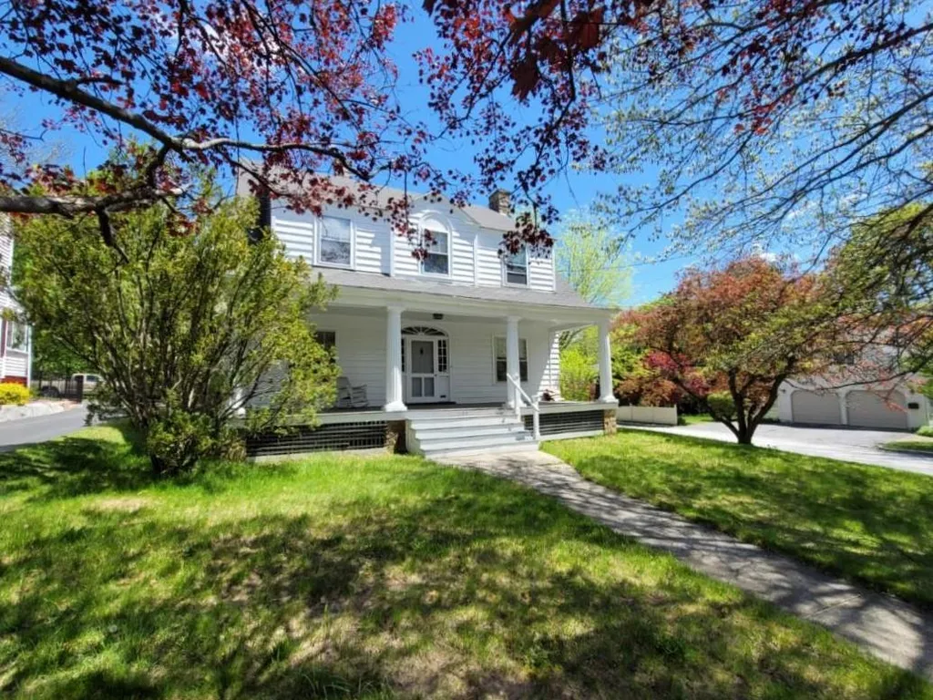 1189 Union Street Manchester NH 03104