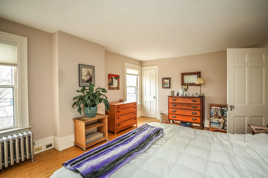 1189 Union Street Manchester NH 03104