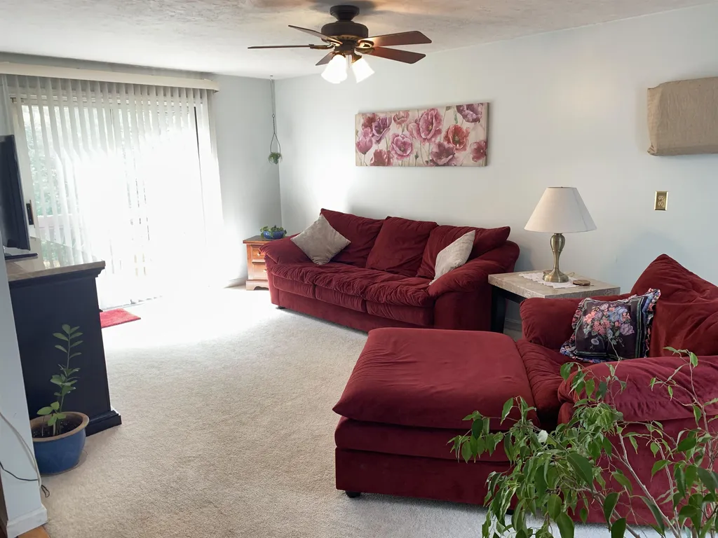 21 Alderwood Drive Stratham NH 03885