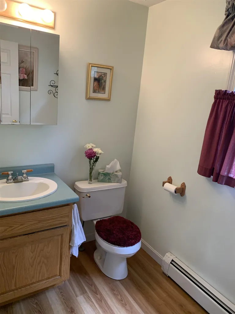 21 Alderwood Drive Stratham NH 03885