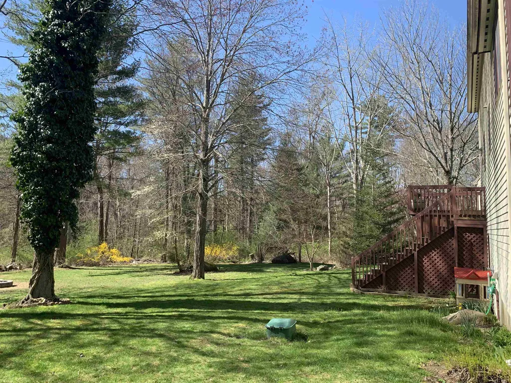 21 Alderwood Drive Stratham NH 03885