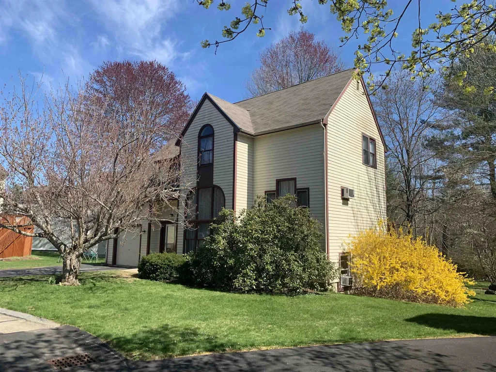 21 Alderwood Drive Stratham NH 03885