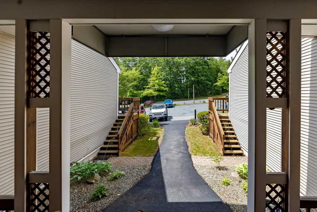 30 Wolf Road Lebanon NH 03766