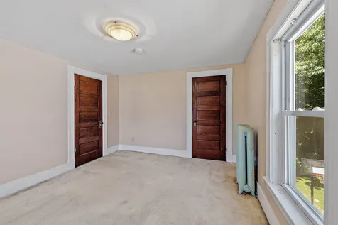 6 Mcgrath Street Laconia NH 03246