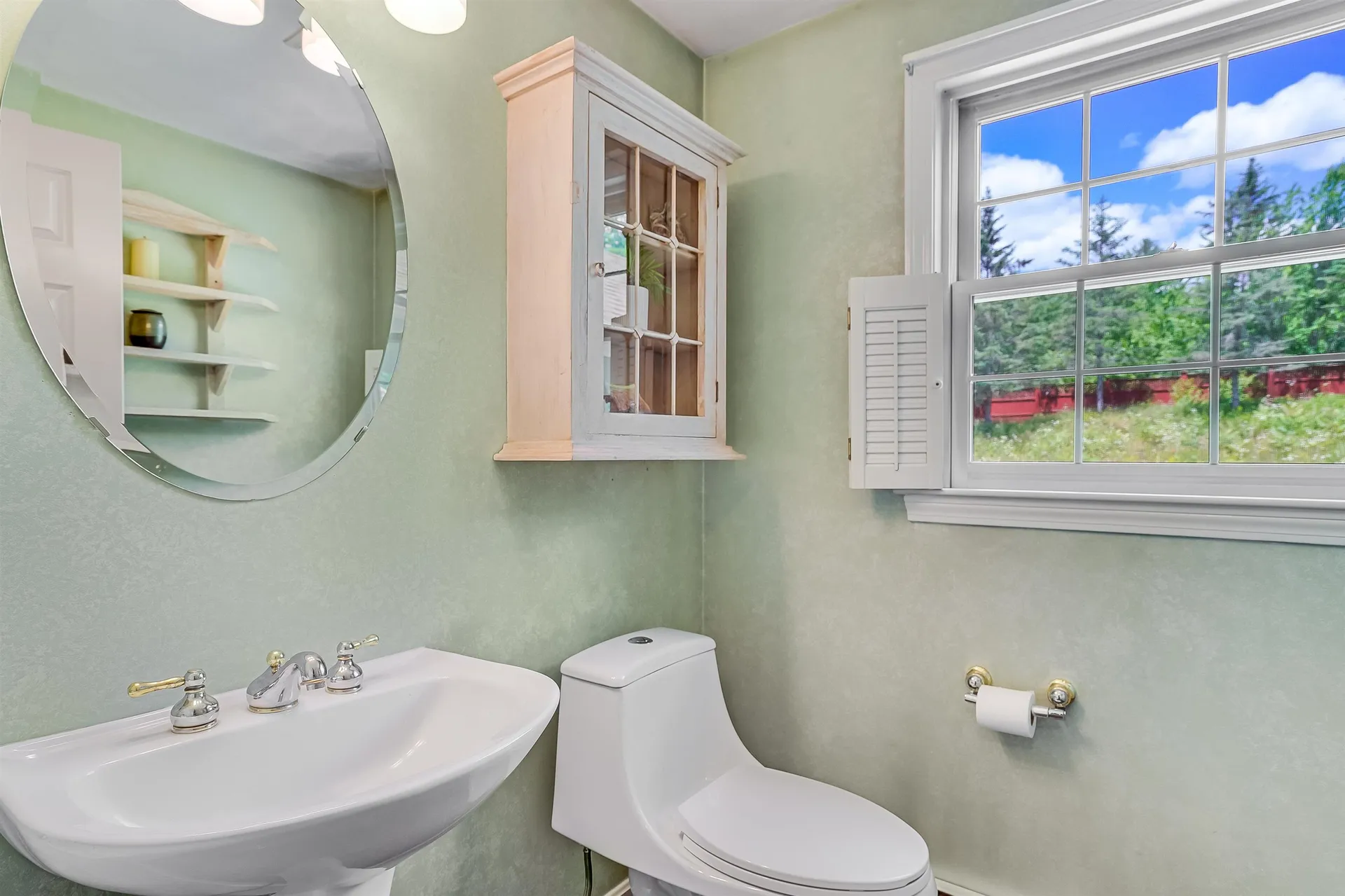 23 Butterfield Lane Bedford NH 03110