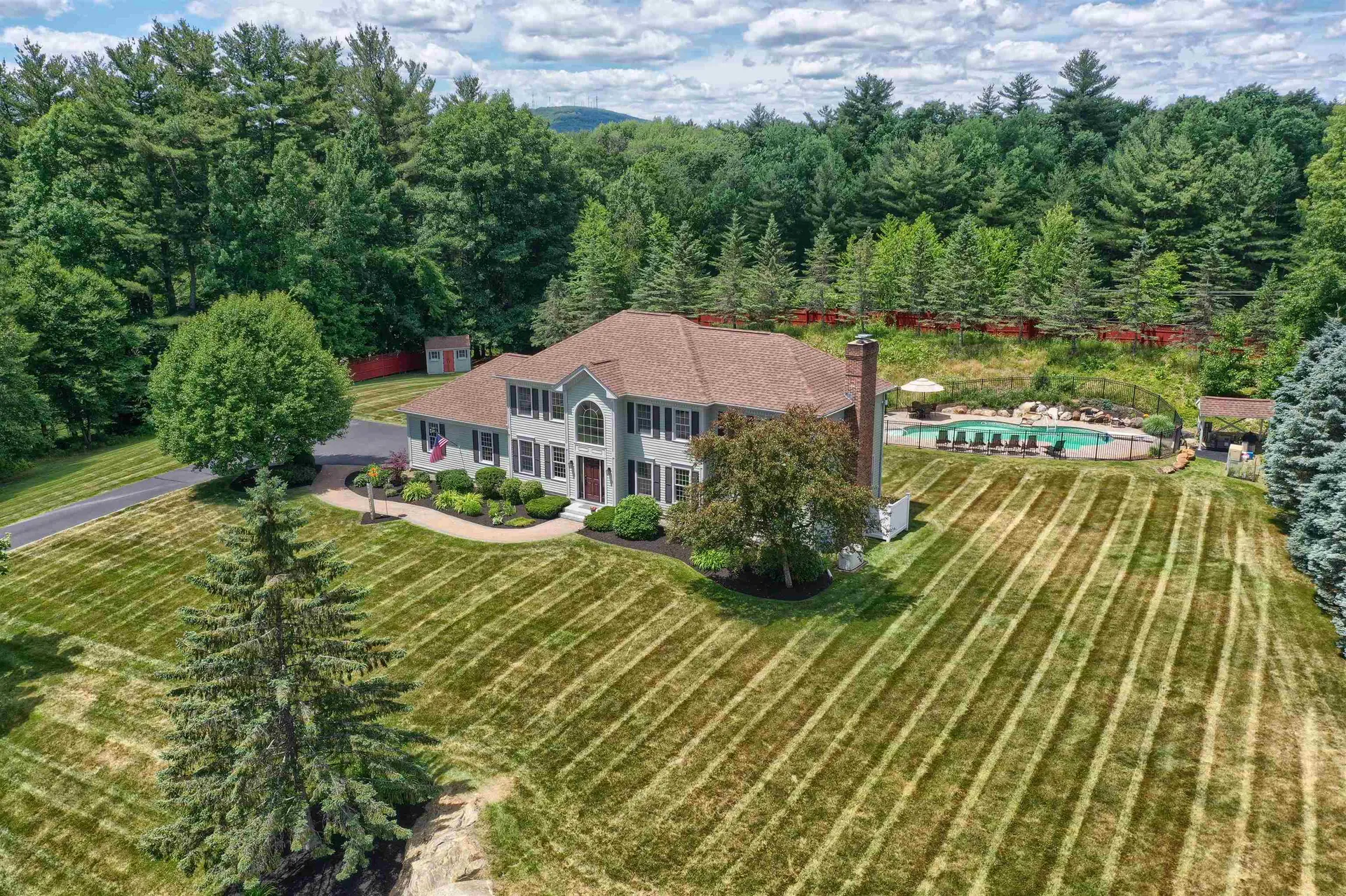 23 Butterfield Lane Bedford NH 03110