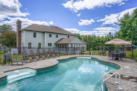 23 Butterfield Lane Bedford NH 03110