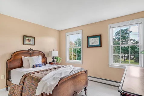 23 Butterfield Lane Bedford NH 03110