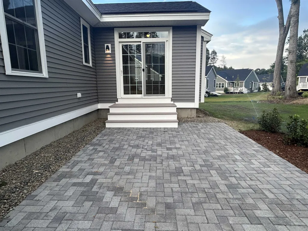 25 Sage Drive Hampton NH 03842