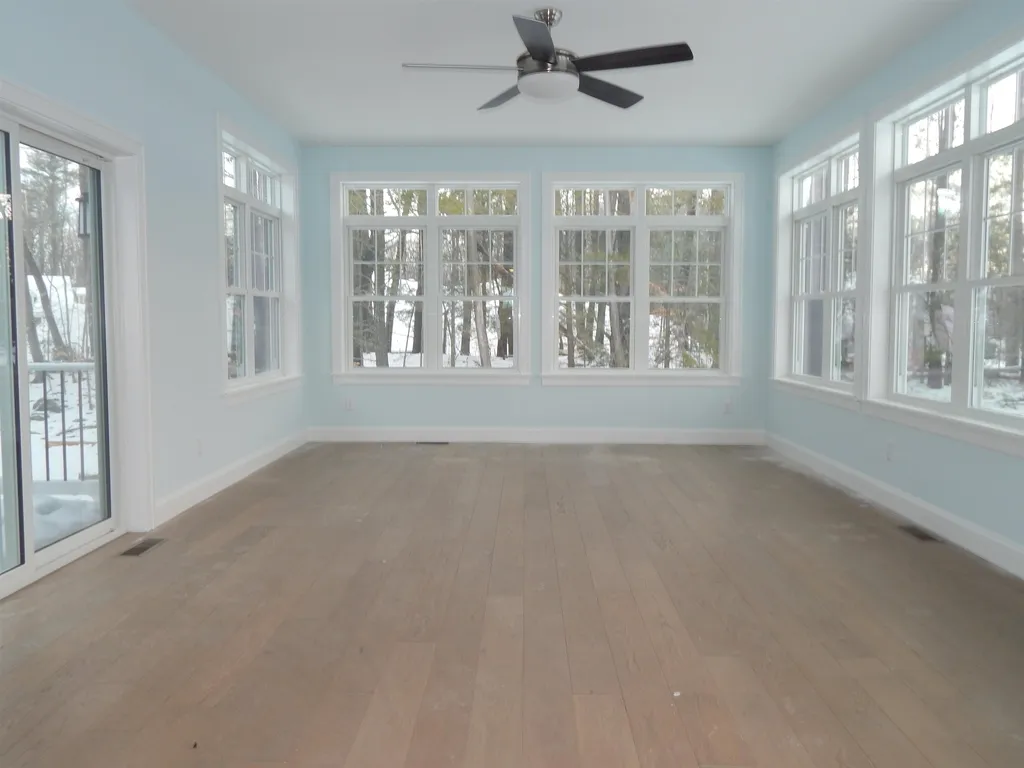 12 Rose Fountain Lane Hampton NH 03842