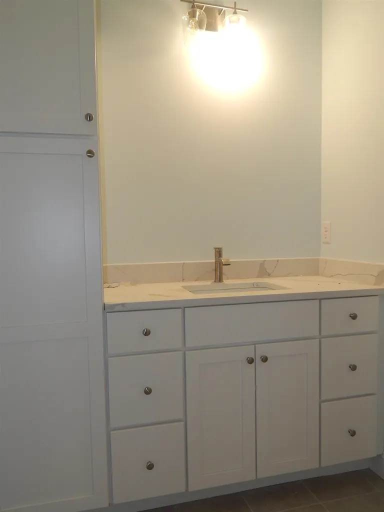 12 Rose Fountain Lane Hampton NH 03842