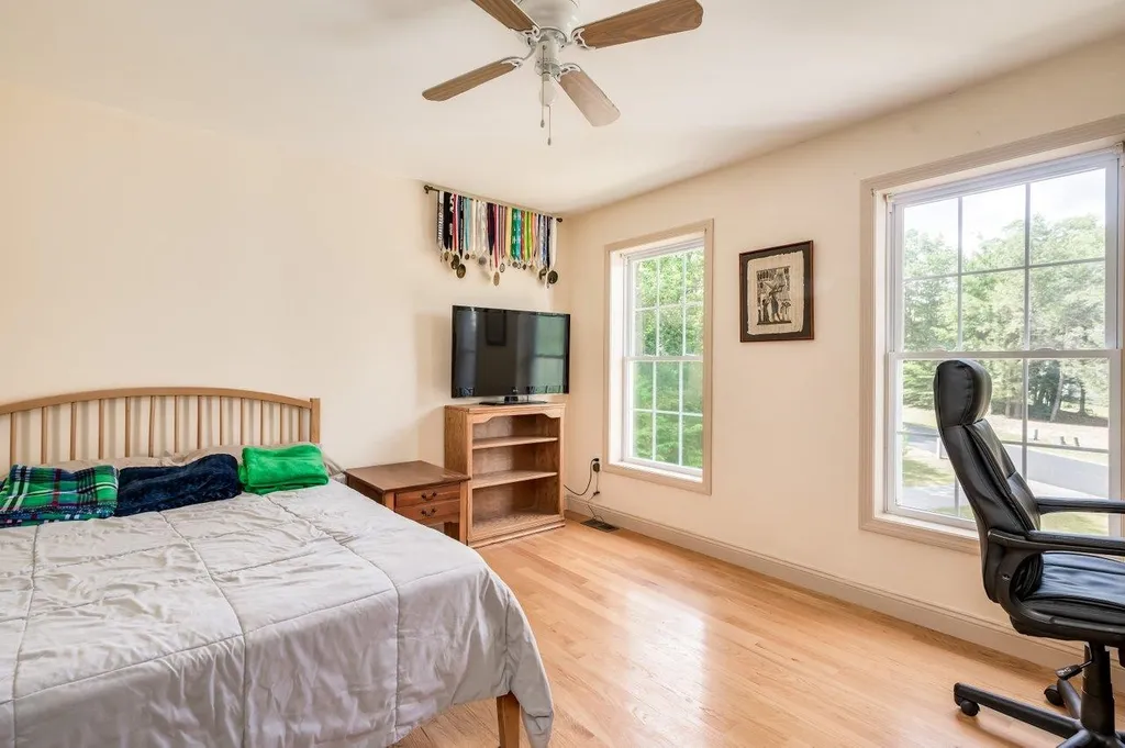 73 Hamilton Drive Epping NH 03042