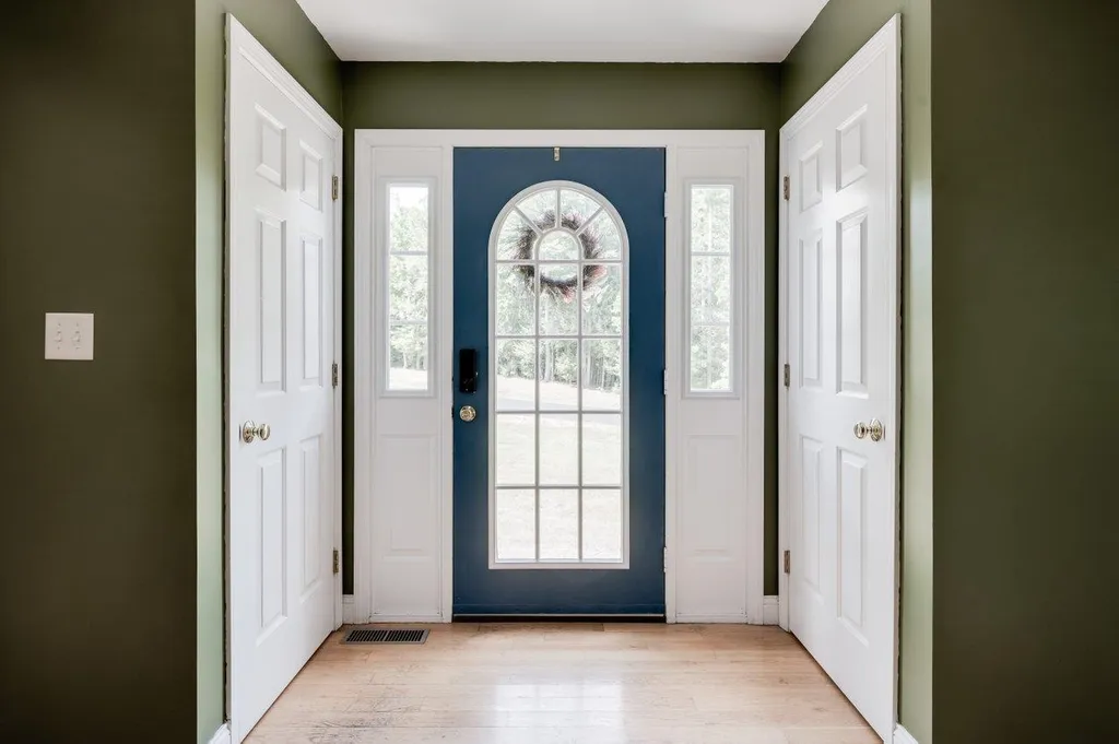 73 Hamilton Drive Epping NH 03042