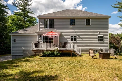 73 Hamilton Drive Epping NH 03042