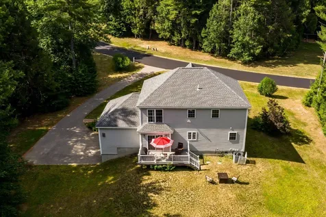 73 Hamilton Drive Epping NH 03042