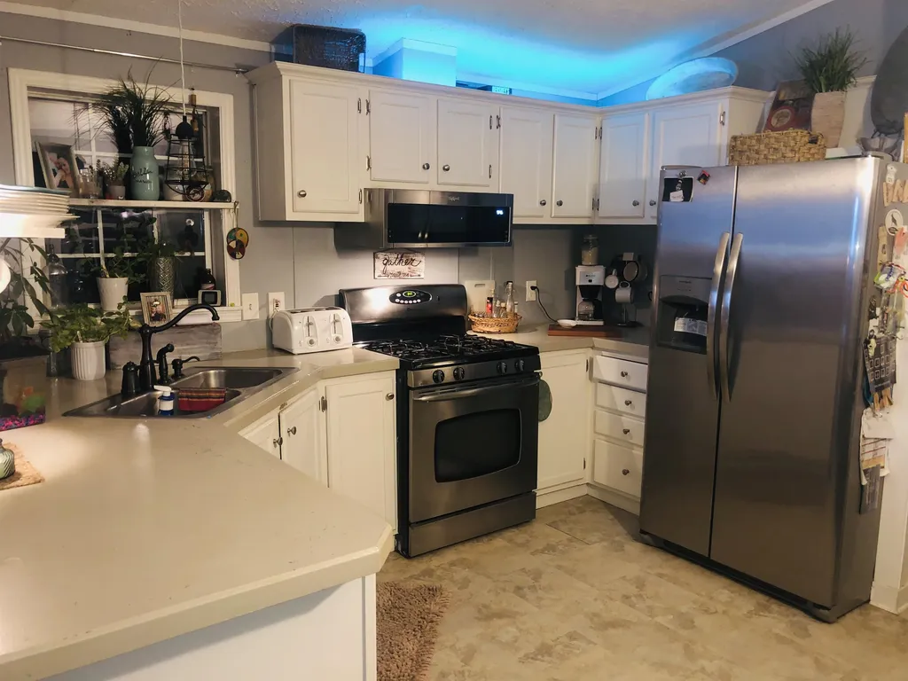 6 Deepwood Park Brattleboro VT 05301