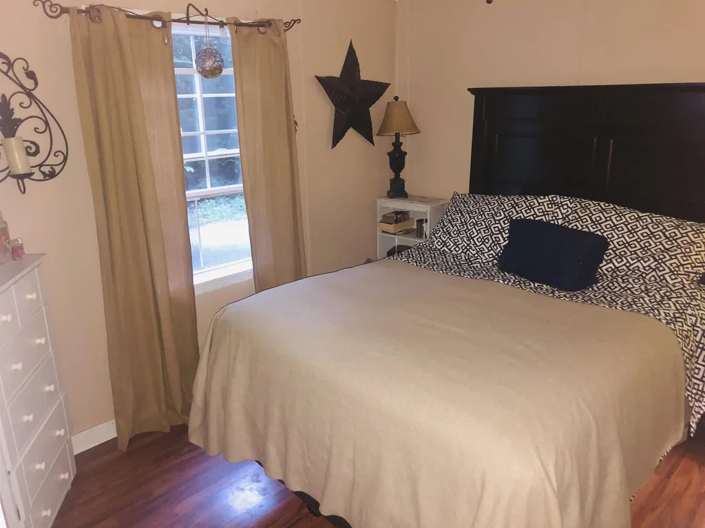 6 Deepwood Park Brattleboro VT 05301