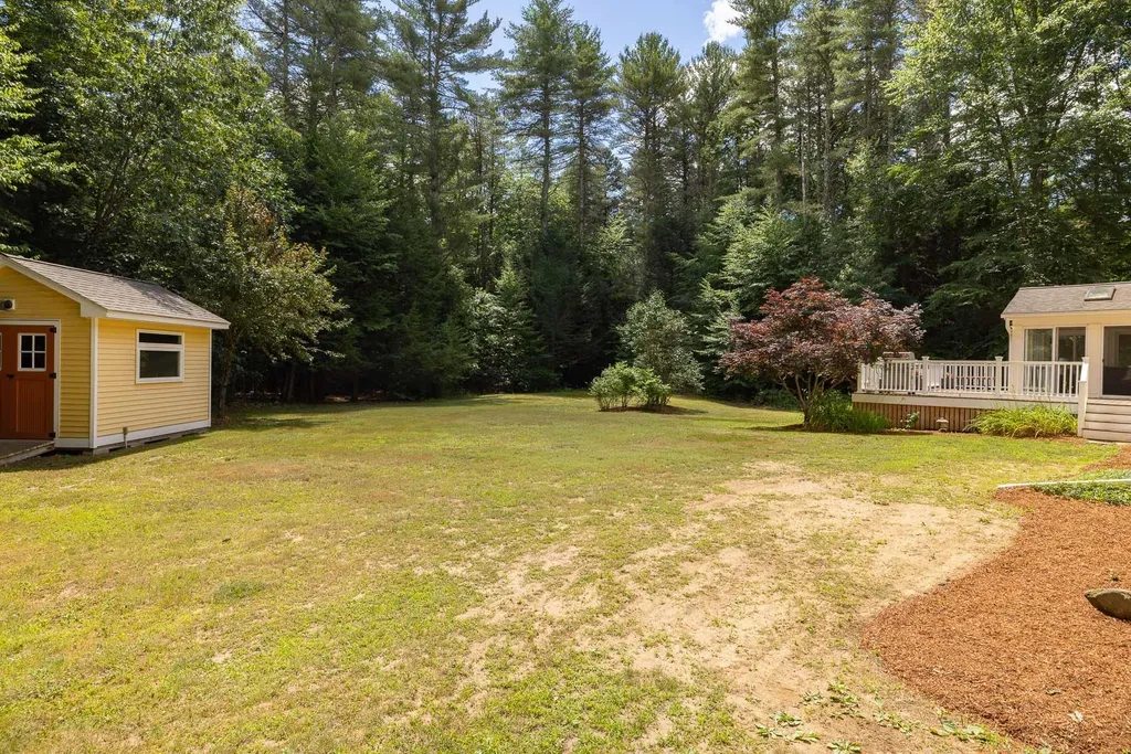 68 Dudley Road Brentwood NH 03833