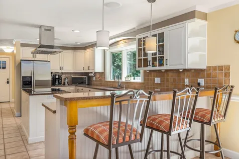 68 Dudley Road Brentwood NH 03833
