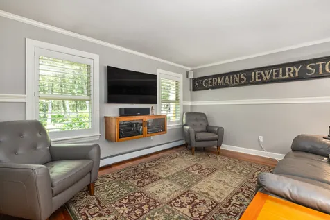 68 Dudley Road Brentwood NH 03833