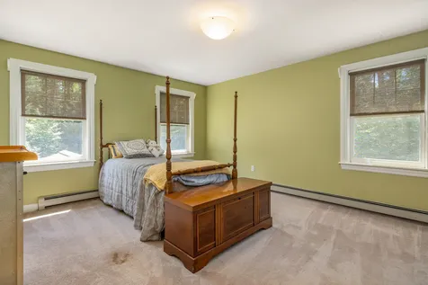 68 Dudley Road Brentwood NH 03833