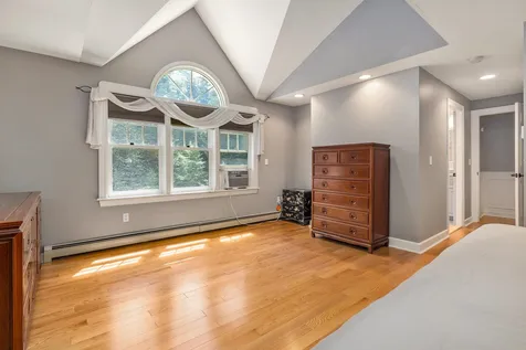68 Dudley Road Brentwood NH 03833