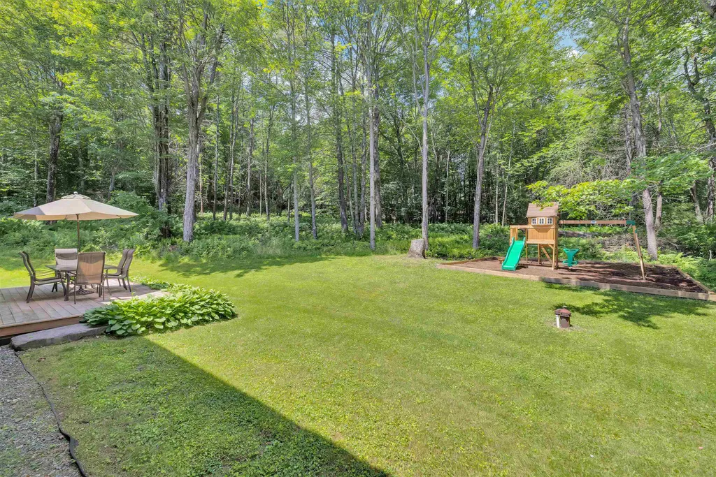 271 New Boston Road Norwich VT 05055