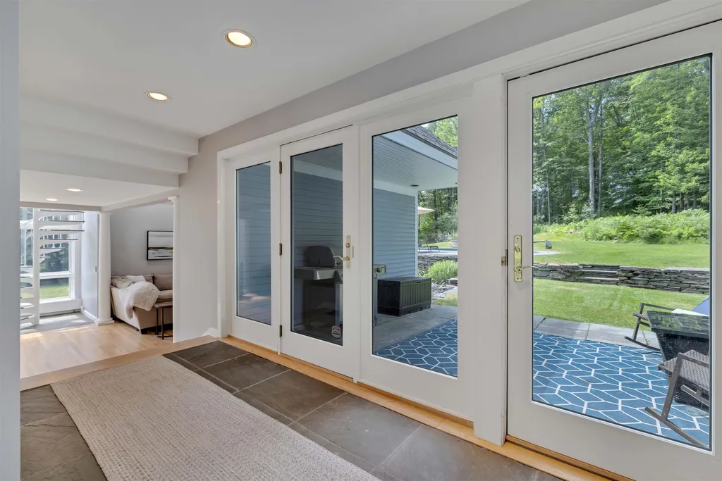 271 New Boston Road Norwich VT 05055