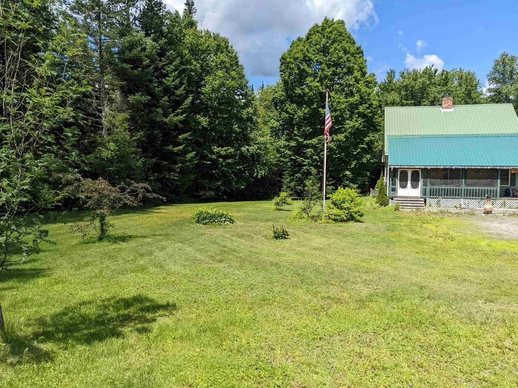 20 Moose Run Errol NH 03579