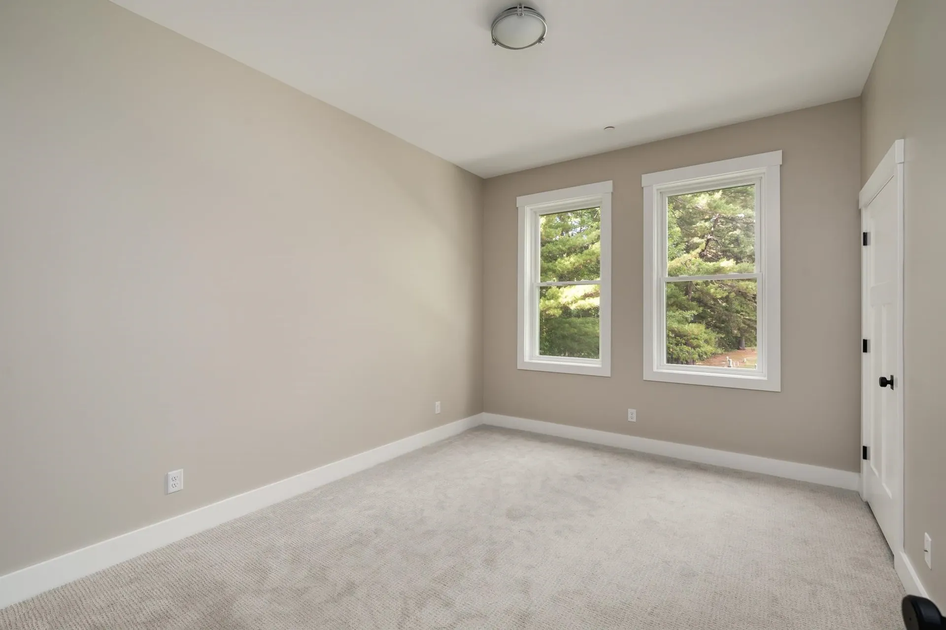 1336 Union Avenue Laconia NH 03246
