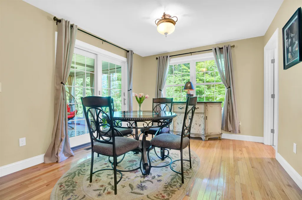 17 Laredo Lane Rochester NH 03868
