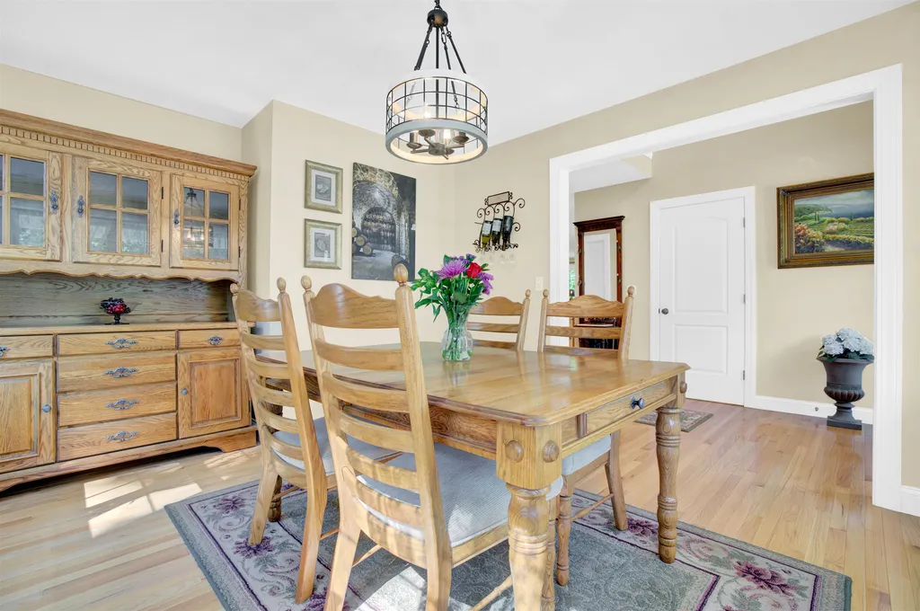 17 Laredo Lane Rochester NH 03868