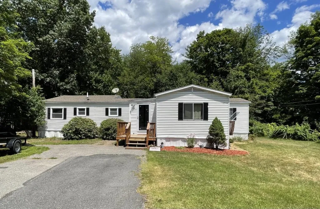 112 Cotton Farm Road Danville NH 03819