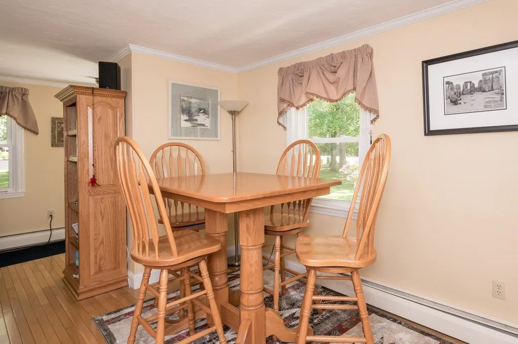17 Parsonage Drive Laconia NH 03246