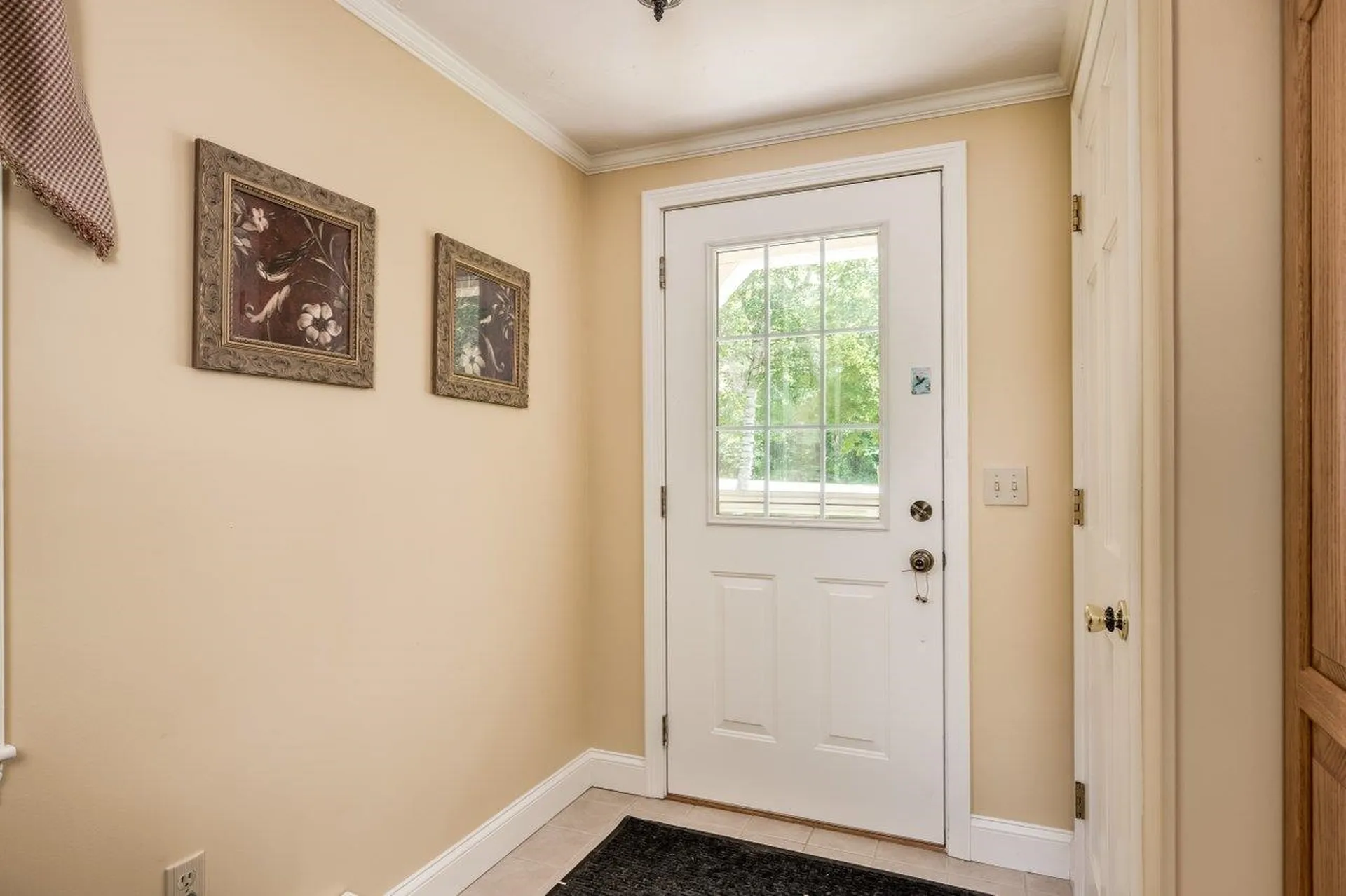 17 Parsonage Drive Laconia NH 03246