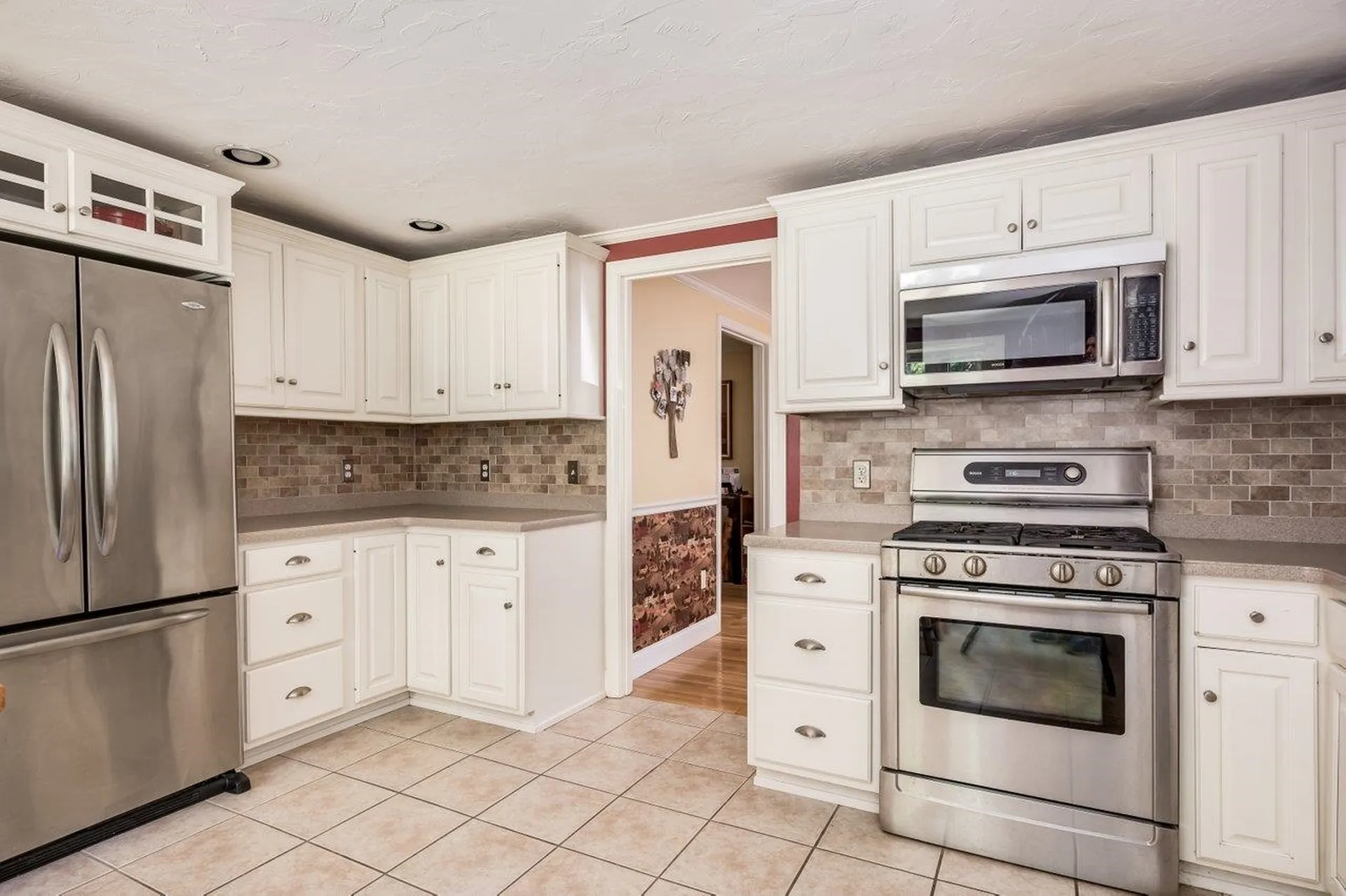 17 Parsonage Drive Laconia NH 03246
