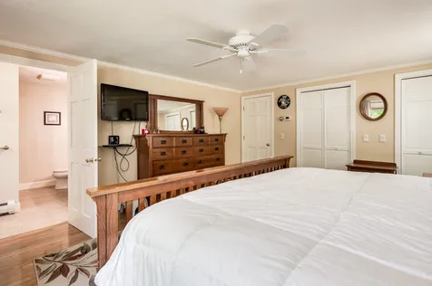 17 Parsonage Drive Laconia NH 03246